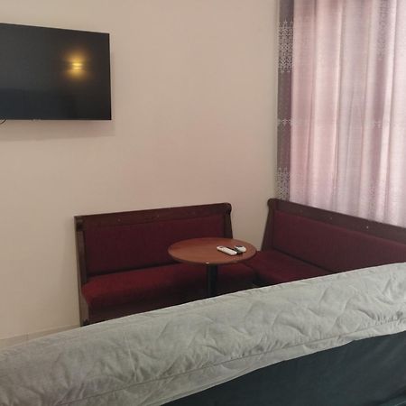 Στούντιο Στη Στοά Βαρβουτσή #1 Apartment Kalamata Exterior photo