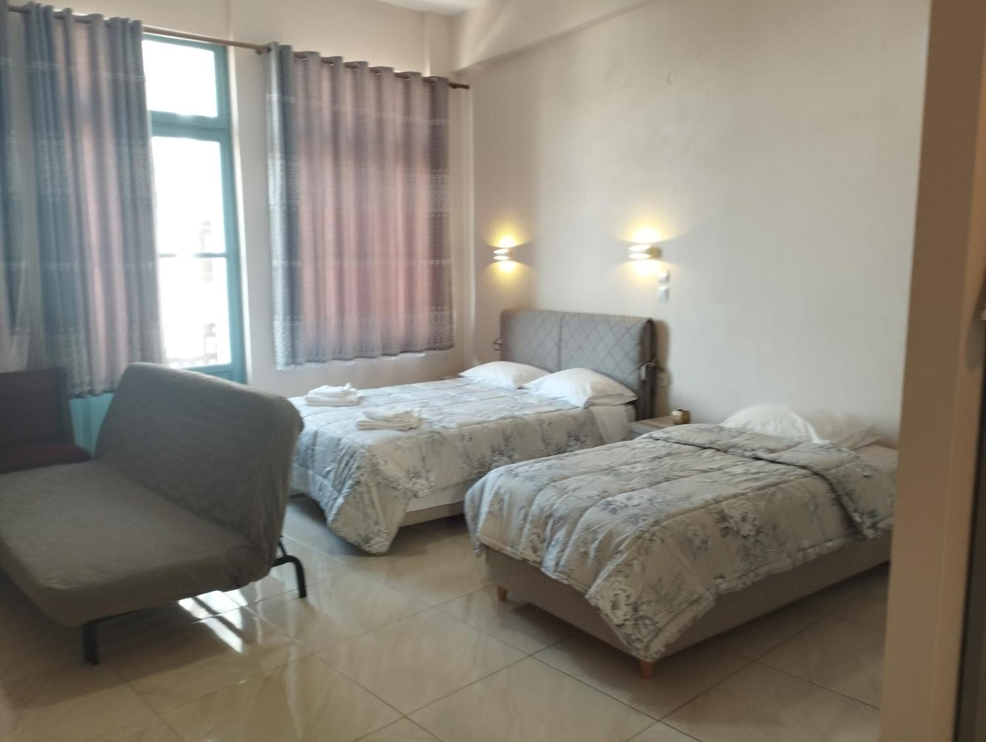 Στούντιο Στη Στοά Βαρβουτσή #1 Apartment Kalamata Exterior photo